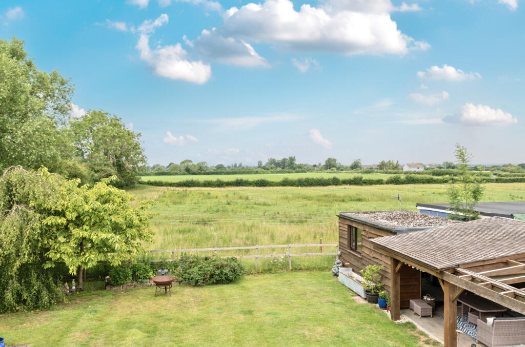 130524166849bd2564001arw