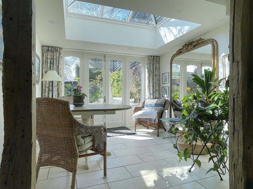 Garden Room (1).jpeg