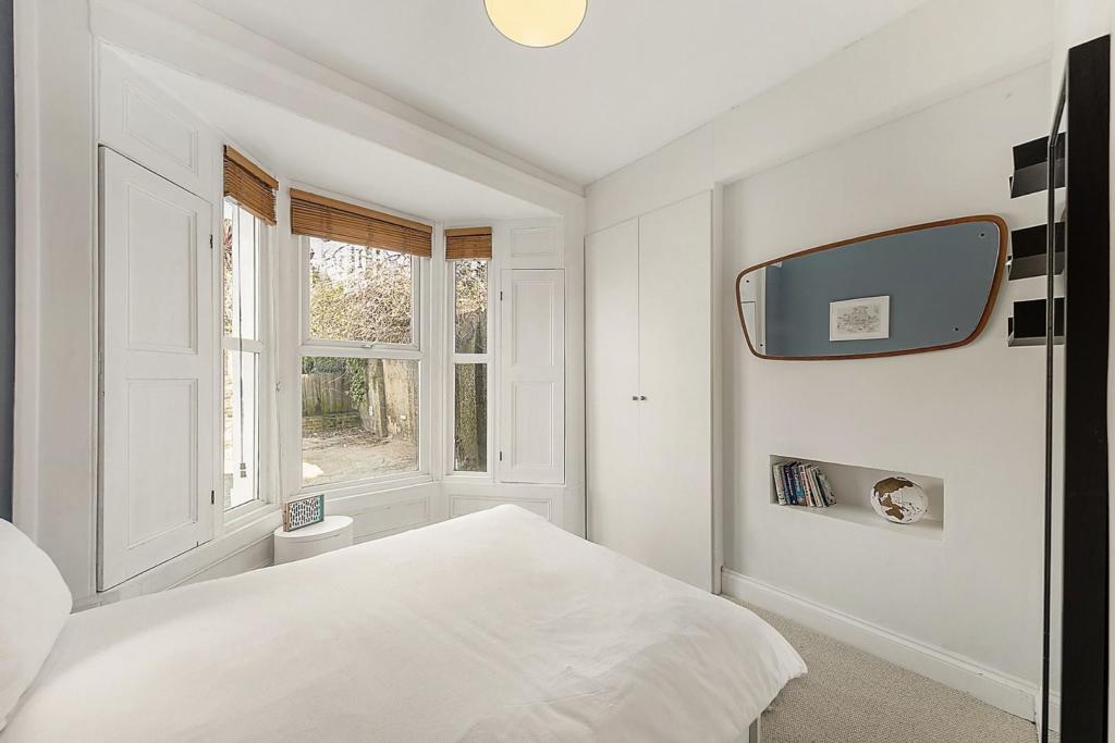 Bedroom.jpg