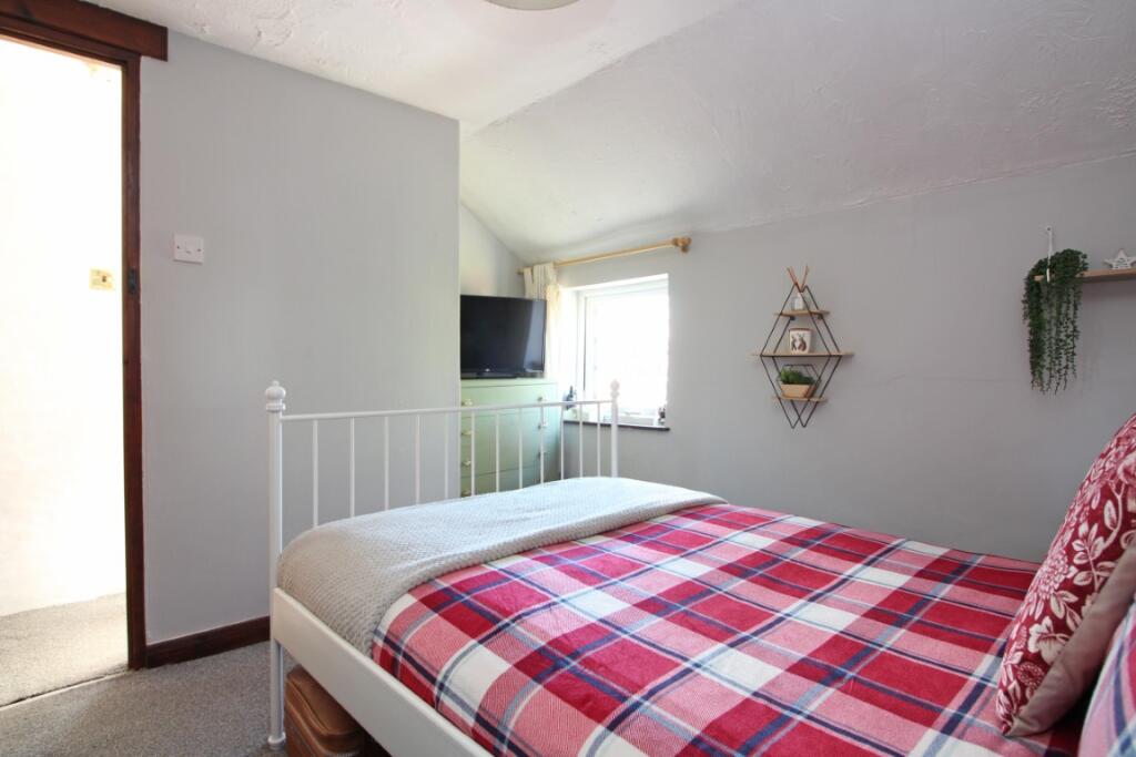 Bed1a  Medium  T202511101724.jpg