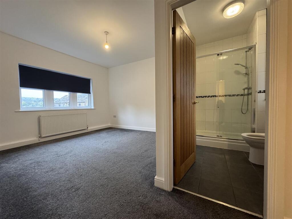 BEDROOM 1 WITH ENSUITE
