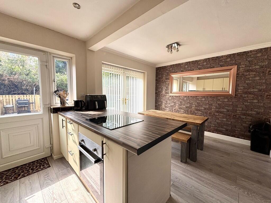 kitchen diner 4