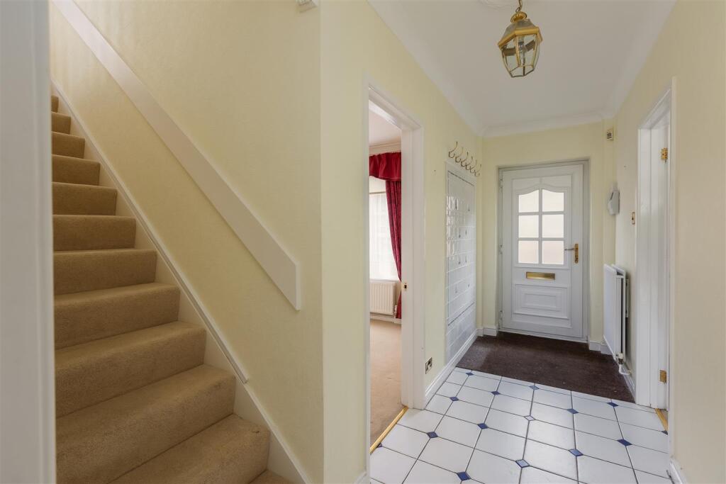 Old Maltongate 47 Hallway.jpg