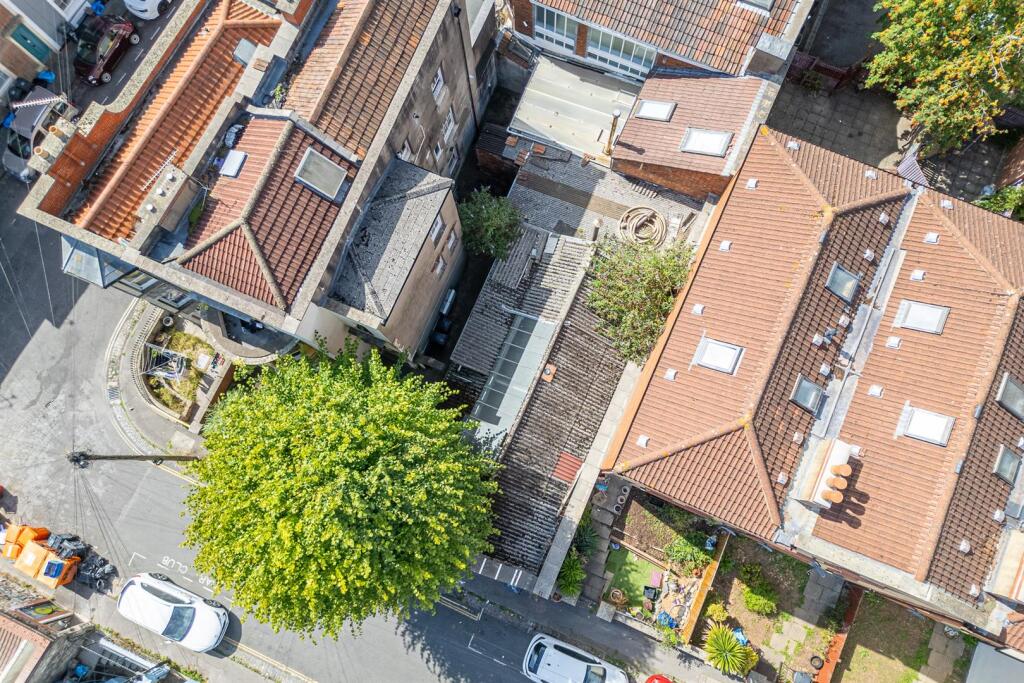 3A Richmond Road, Montpelier, Bristol BS6 5EN | Fr