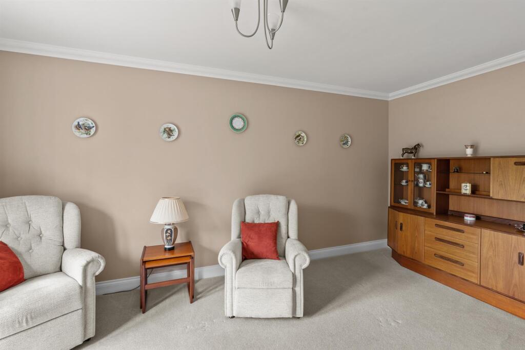4PilchClose-014.jpg