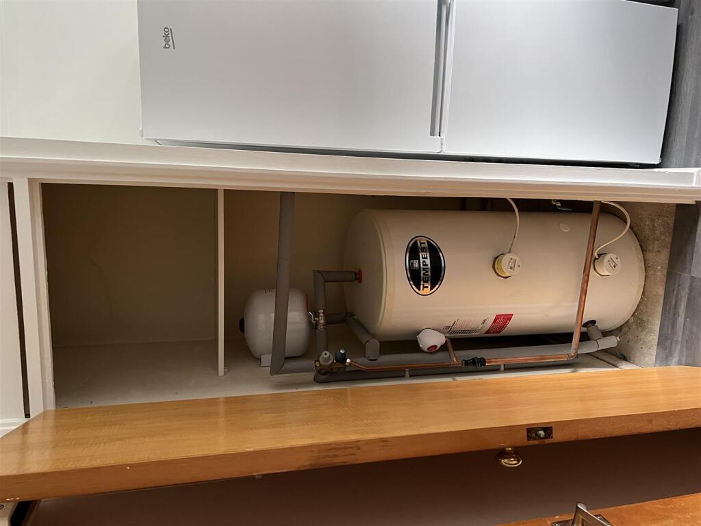 Kitchen cupboard IMG_6431.JPG