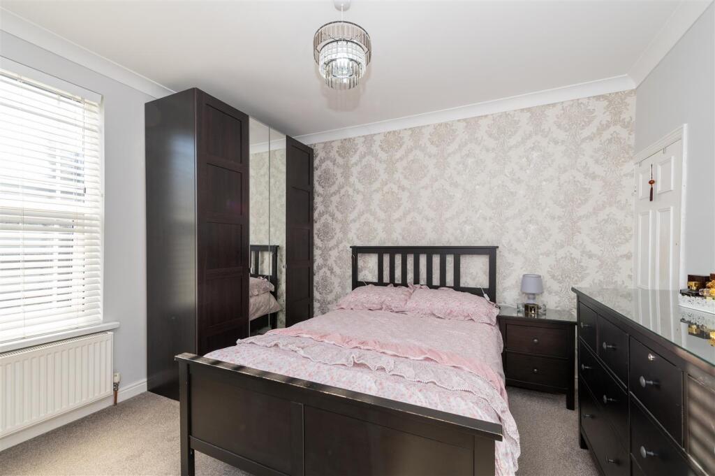 49 Hurcott Road - internal-5.JPG