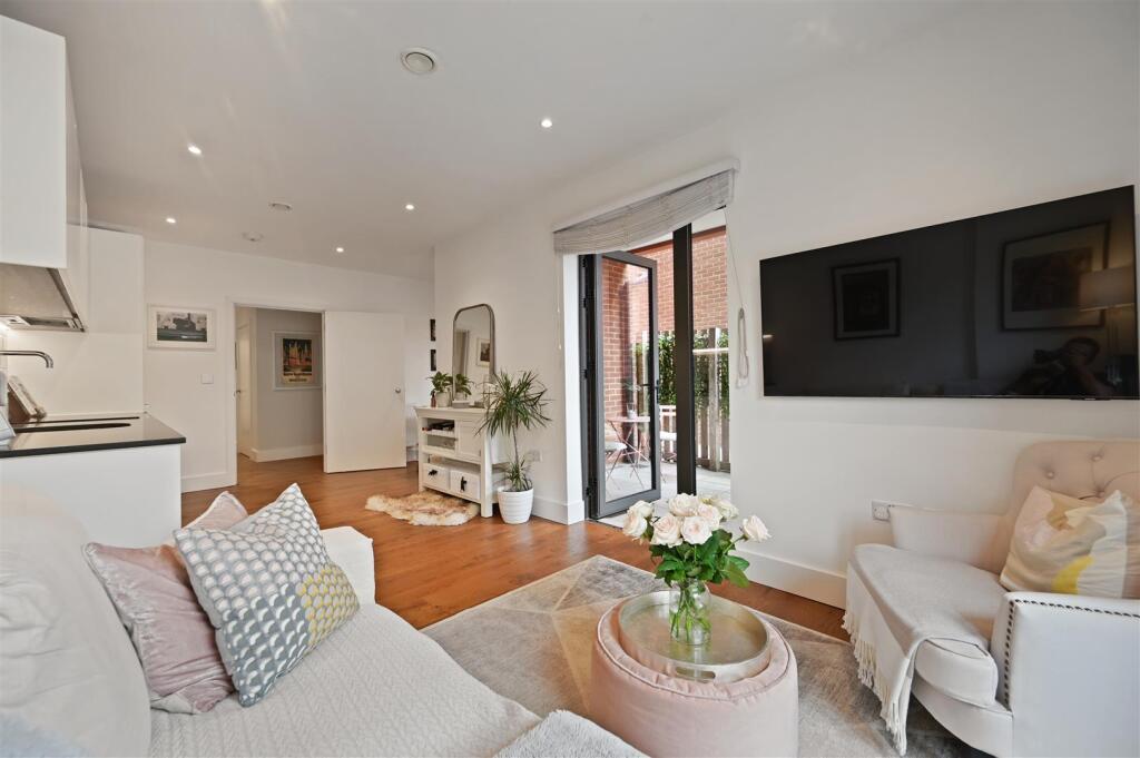 AR - Dauphine house12.JPG