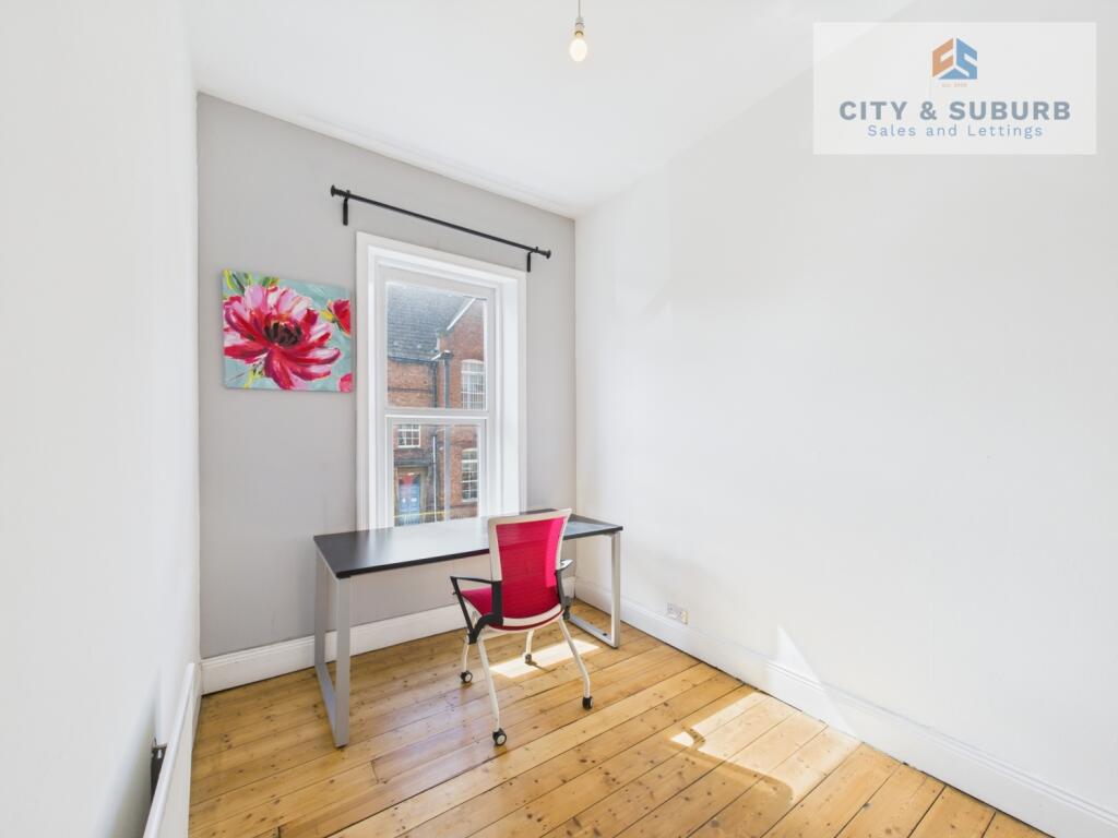 CAM01351G0-PR0152-STILL003