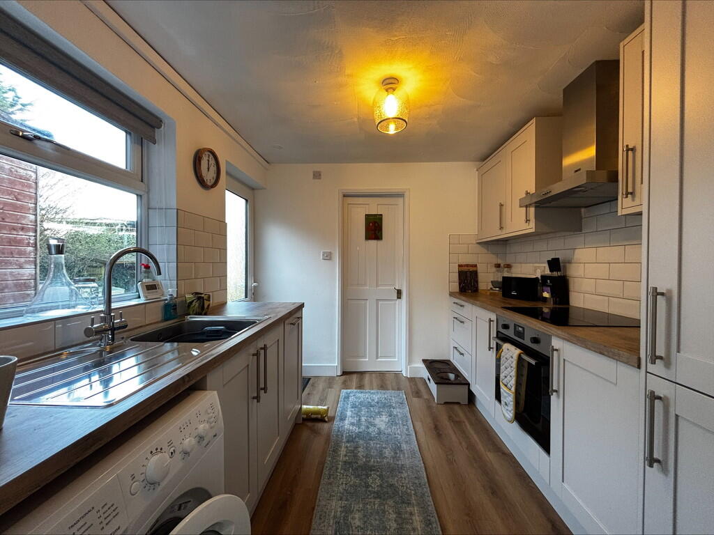 processed-D04B916...