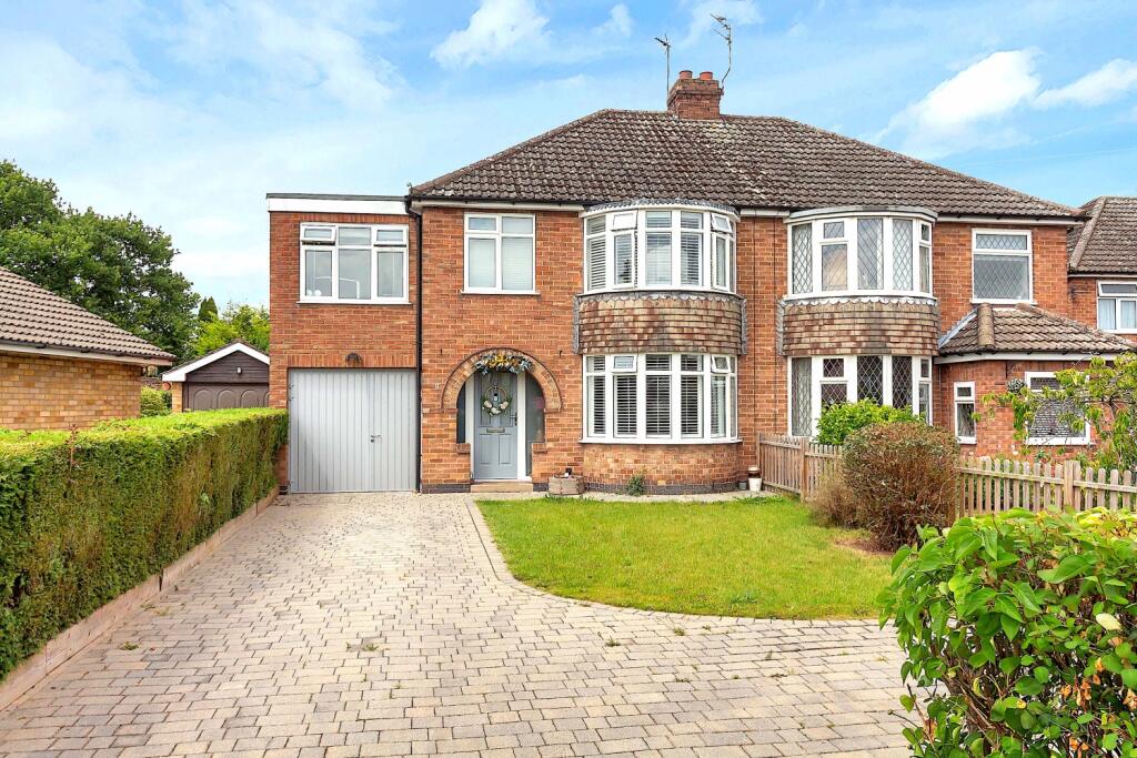 3 Orchard Gardens - Front1