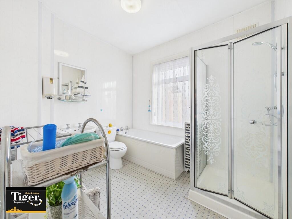 CAM03440G0-PR0270...