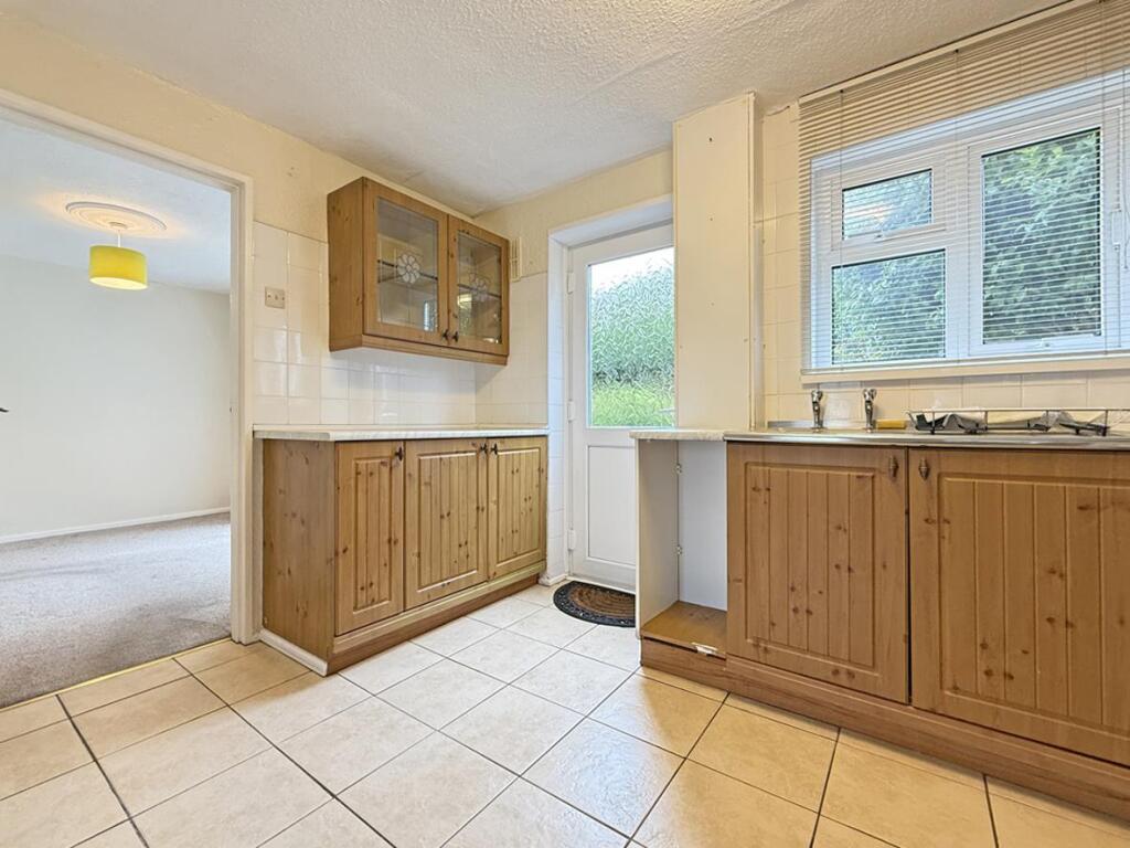 Clittaford Road 112 - Kitchen Three.jpg