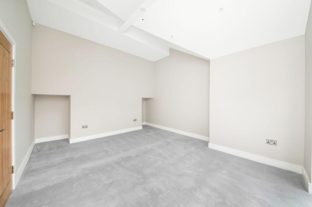 BEDROOM FOUR/SECOND SITTING ROOM