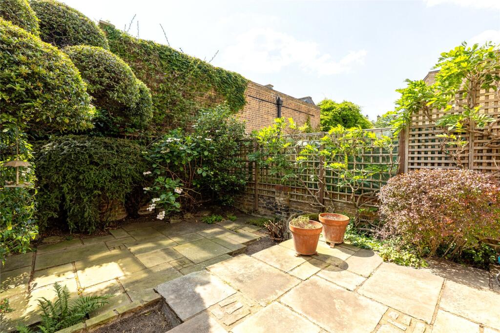 Garden 3