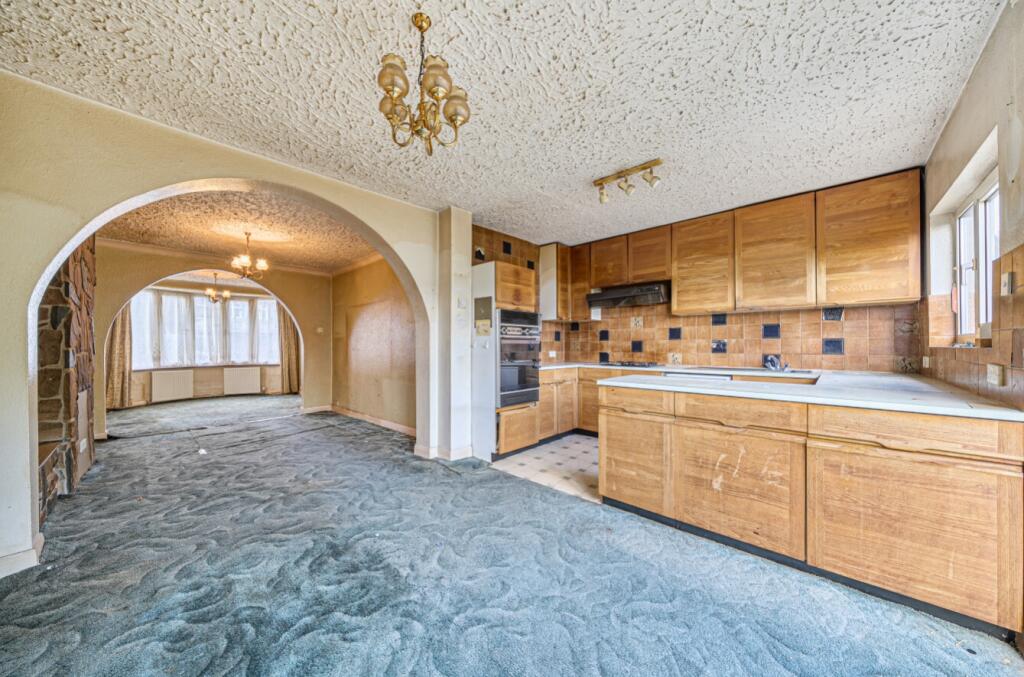 1361150-15-68dbd225bbaf9