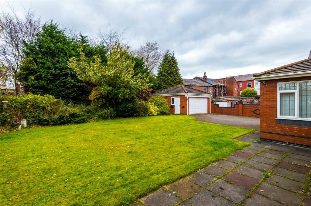 Rear Garden (3).jpg