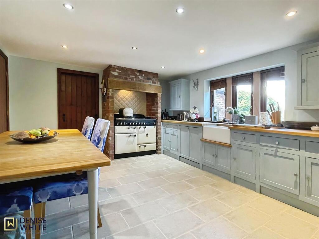 Breakfast Kitchen