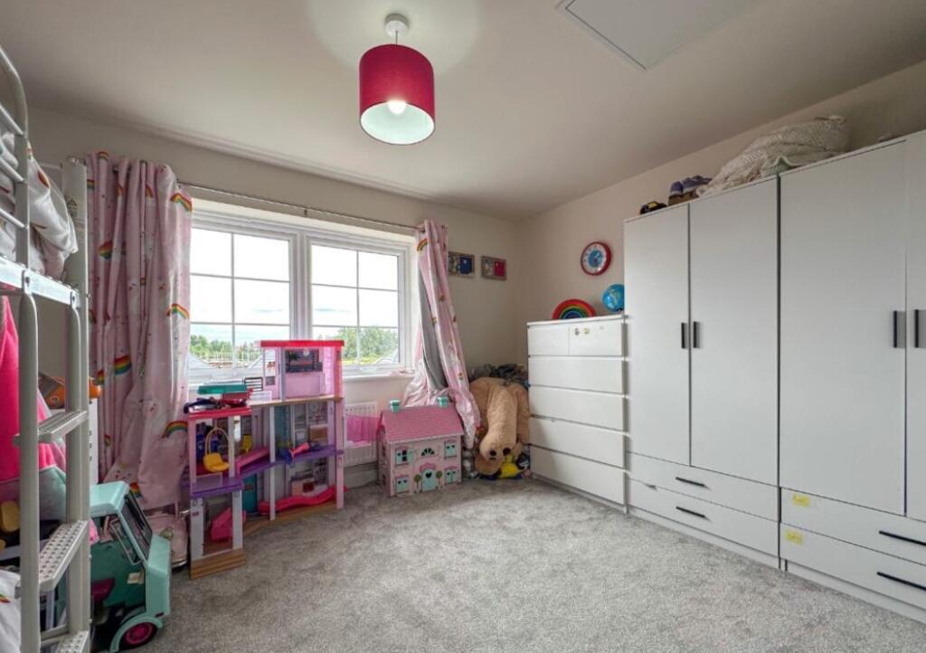 Bedroom 2-2