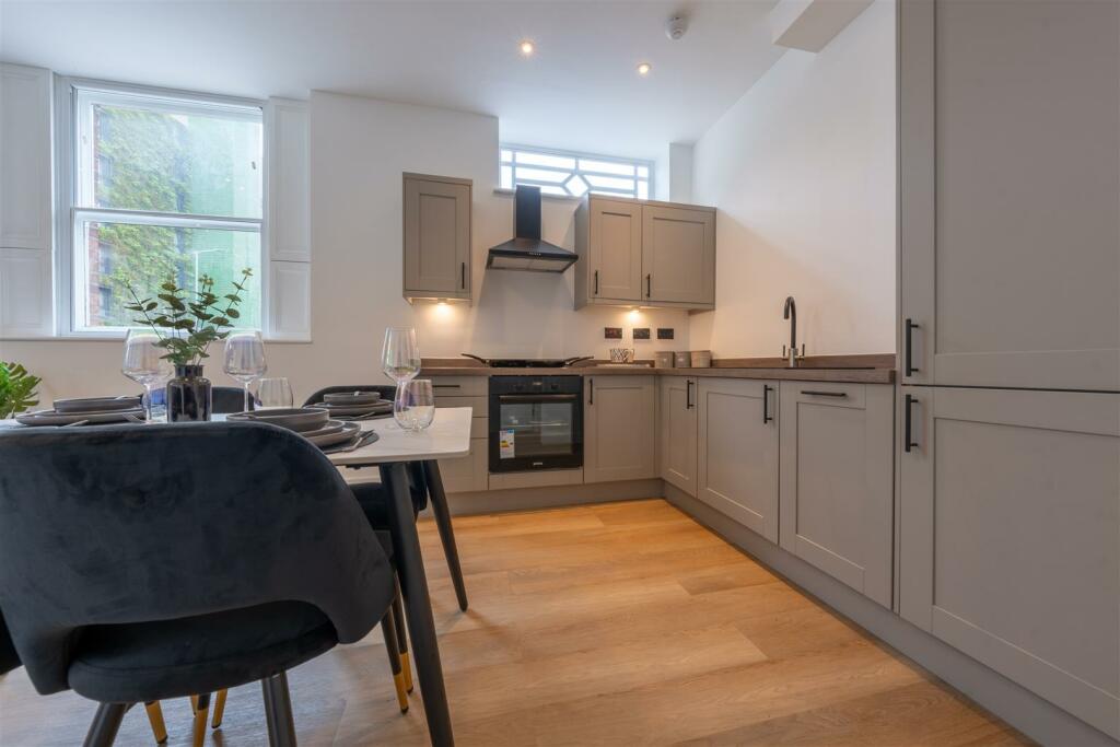 Flat 1 Reside-5.jpg