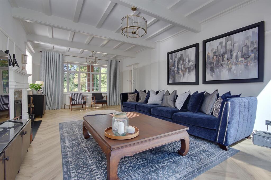 20 Reception Two E.jpg