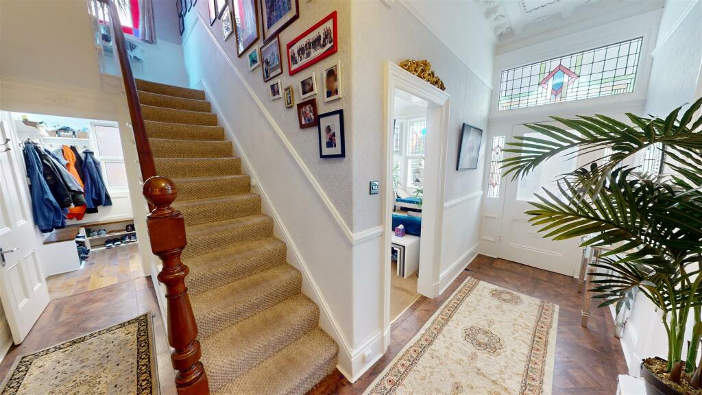 Hampton Road Hallway