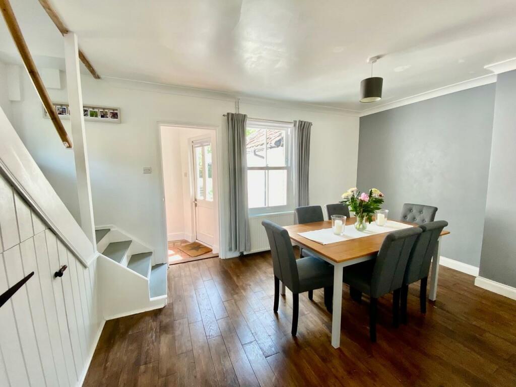 Dining Room.jpg