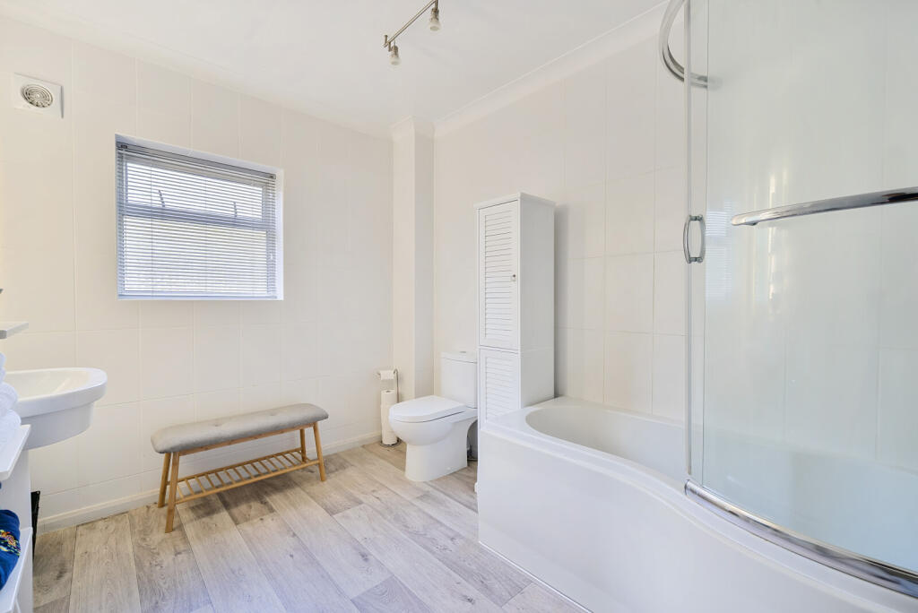 22-681c9377d3d77-...