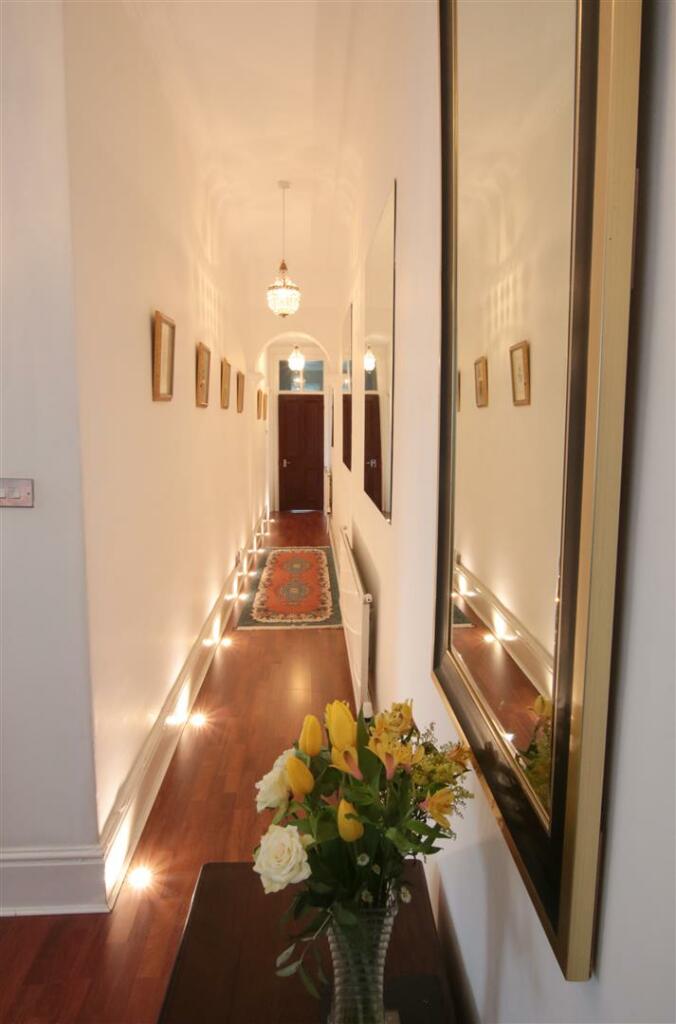 LONG INNER HALL