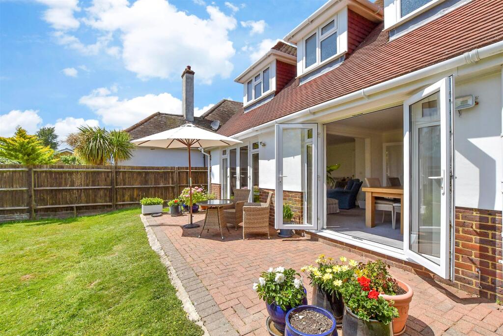 Patio / Decking