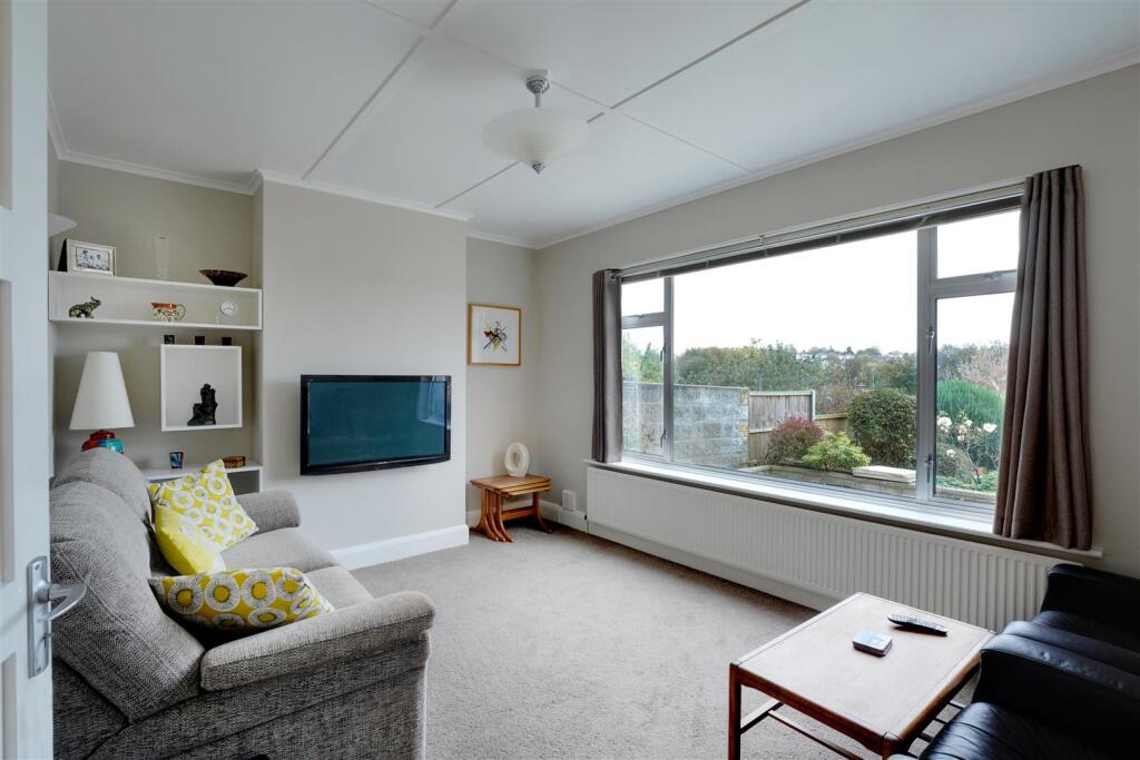 DA12 1QY51Pine ave Gravesend   (9).jpg