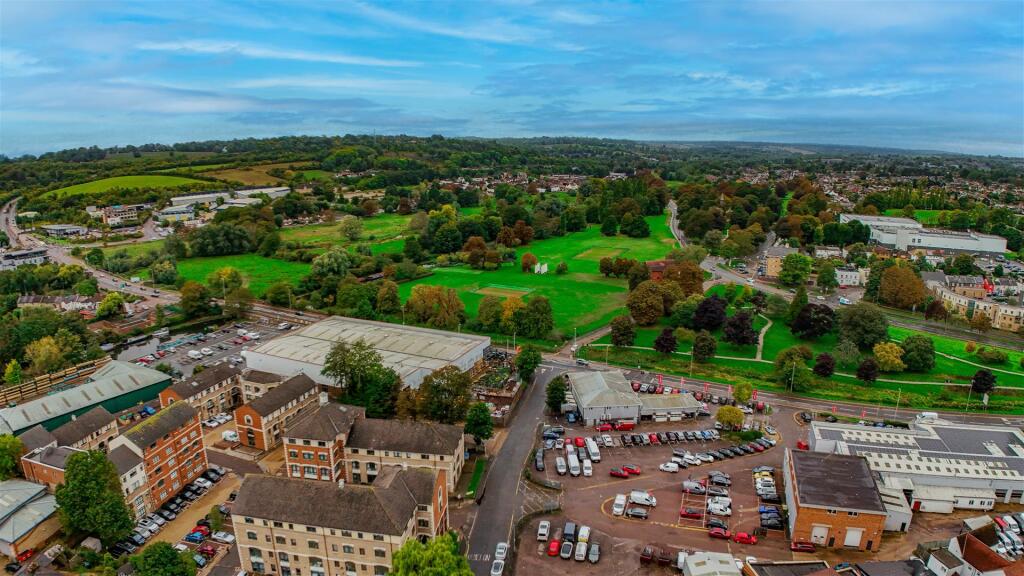 DJI_20250917122400_0285_D.jpg