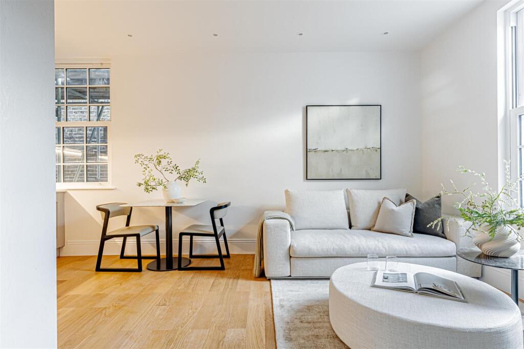 Lordship Park, London