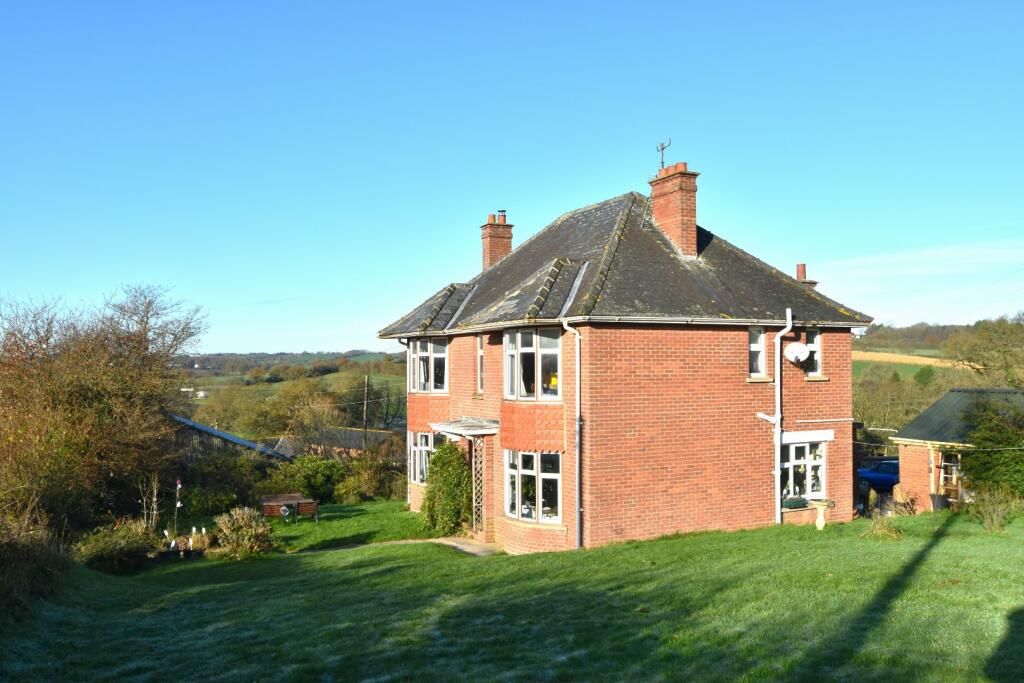 Crediton Seddons