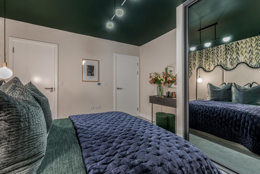 Dagenham Green 2 bed show