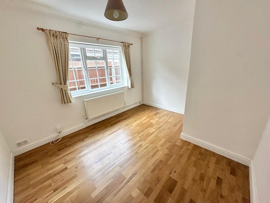 IMG-20251019-WA00...