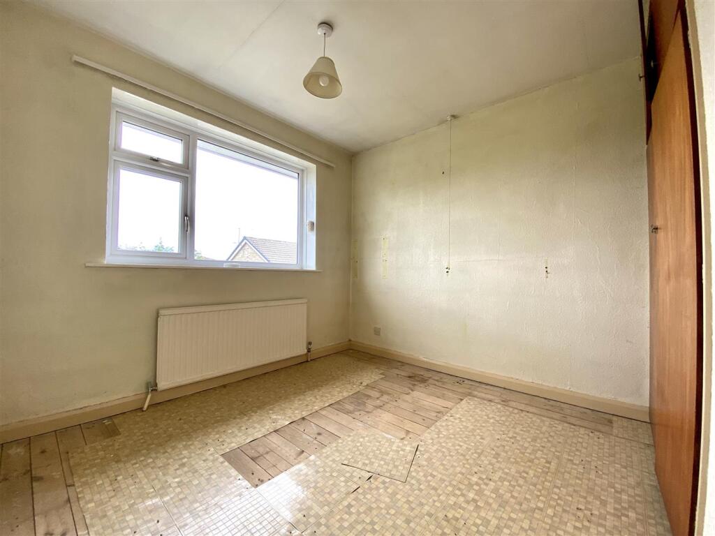 Bramleys Estate Agents - Heath Close - Linthwaite 