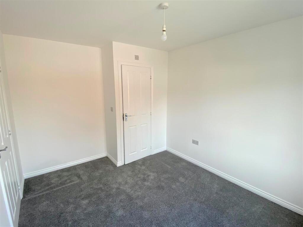 13 Littledale Row Bedroom 2