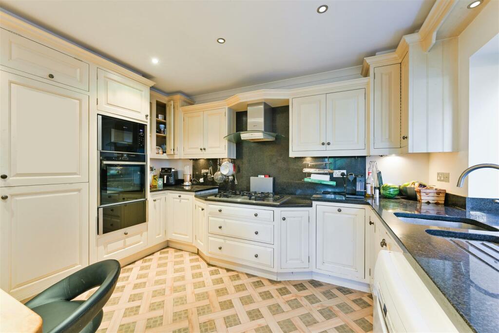 DOWNS WOOD, 72- (3).jpg