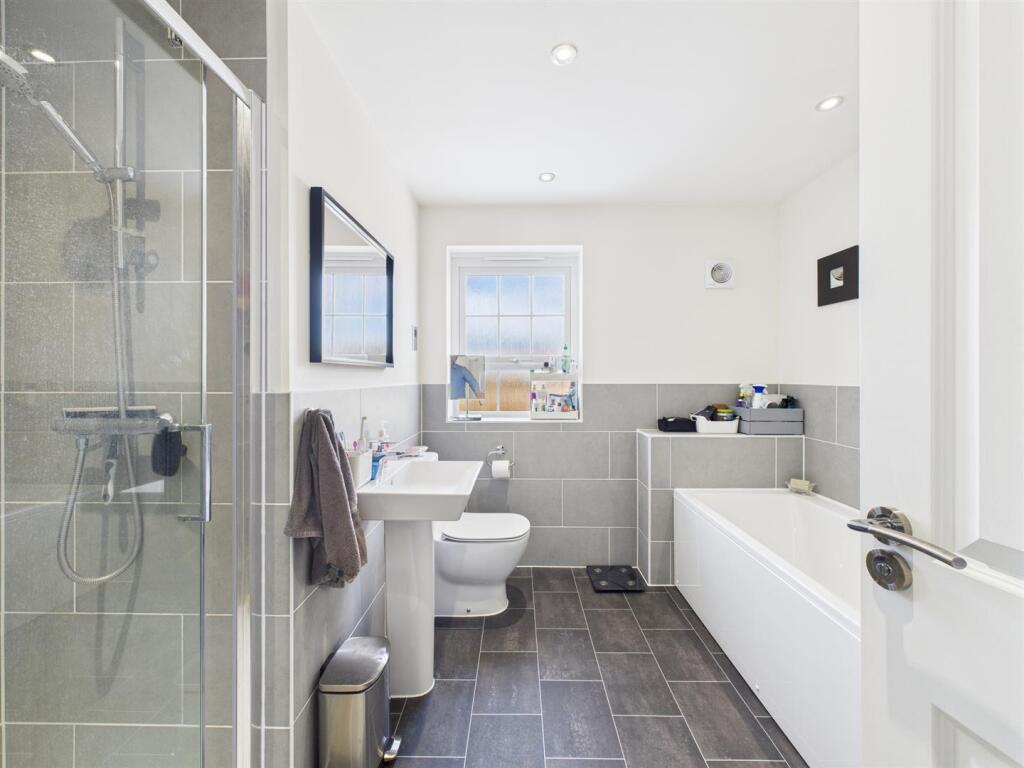 Superbly Appointed Bathroom