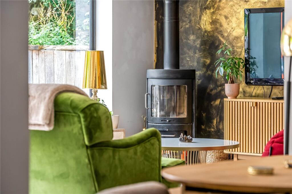 Sitting Room Area