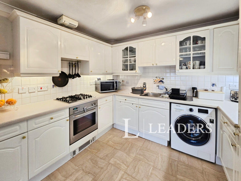 5 Kitchen