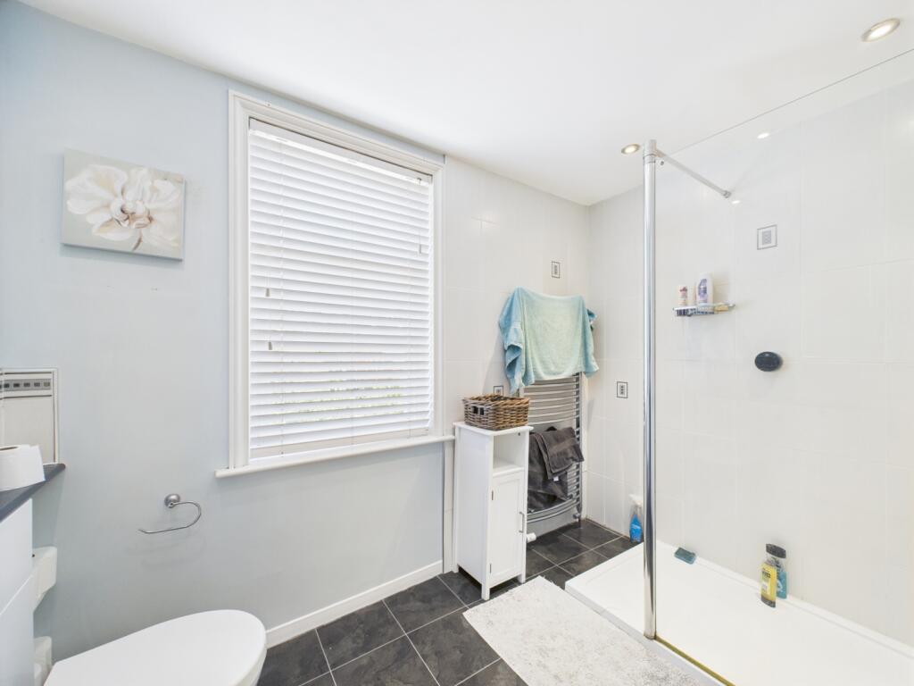 CAM01740G0-PR0419-STILL007