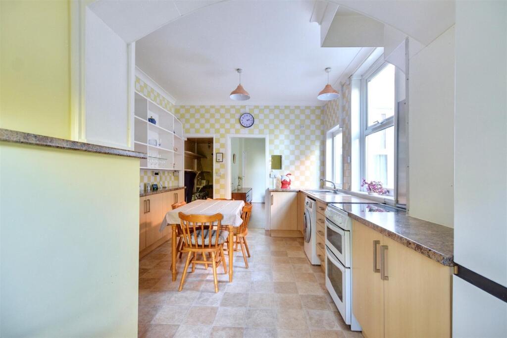 Breakfast Kitchen