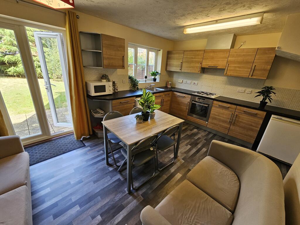 Lounge/Diner
