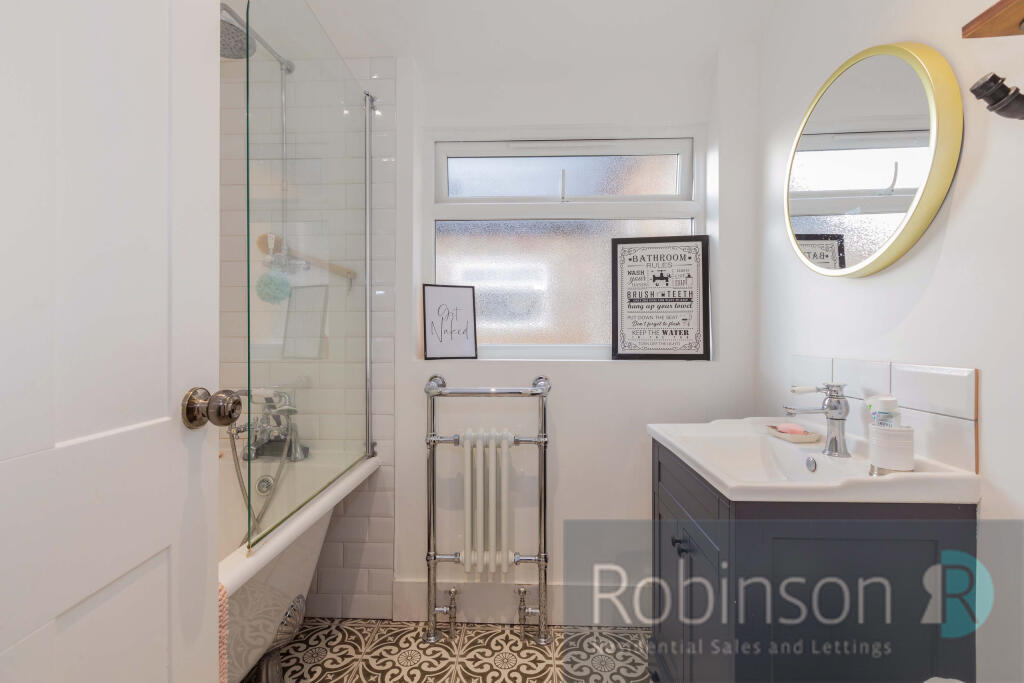 67 Clare Road-15