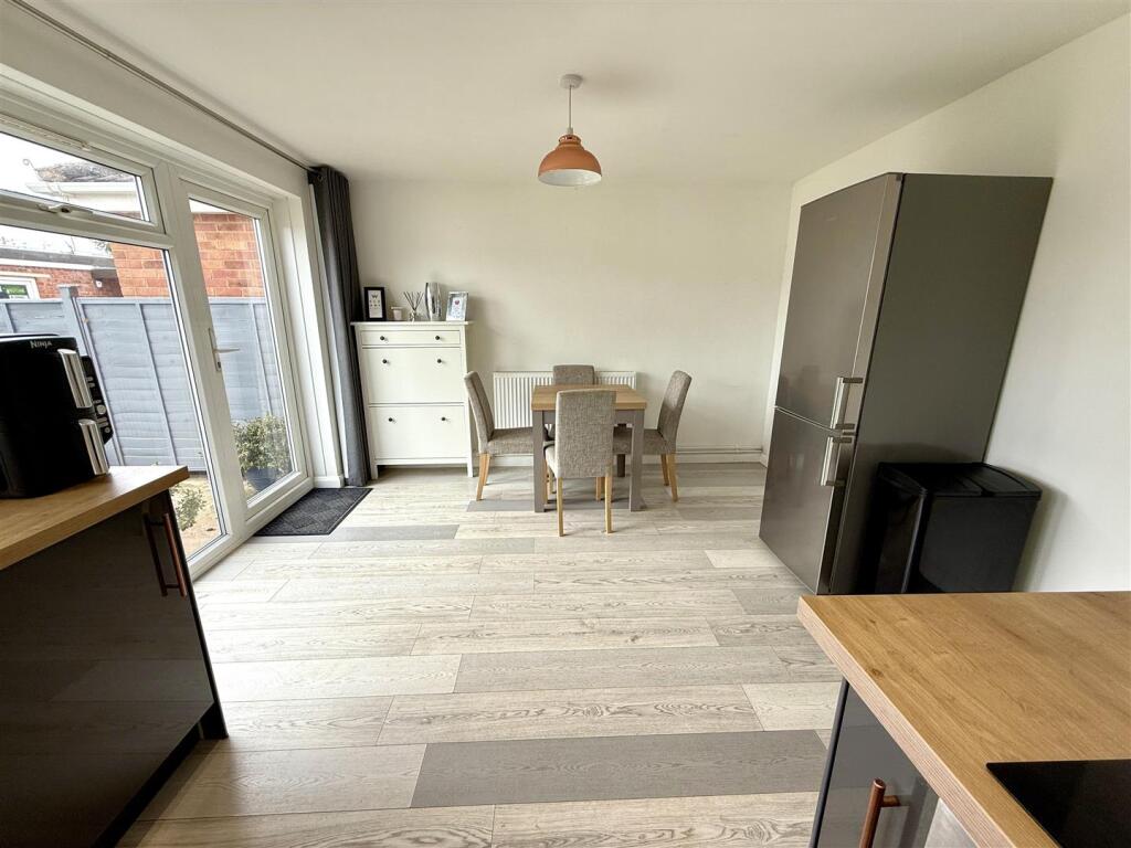 50 Orchard Rise (6).jpg