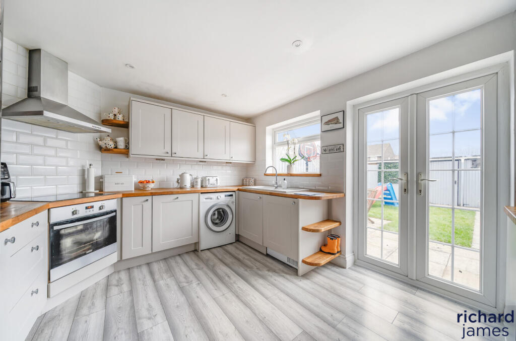 e5850bb4dc8844c3a9f23d21f731cbbc