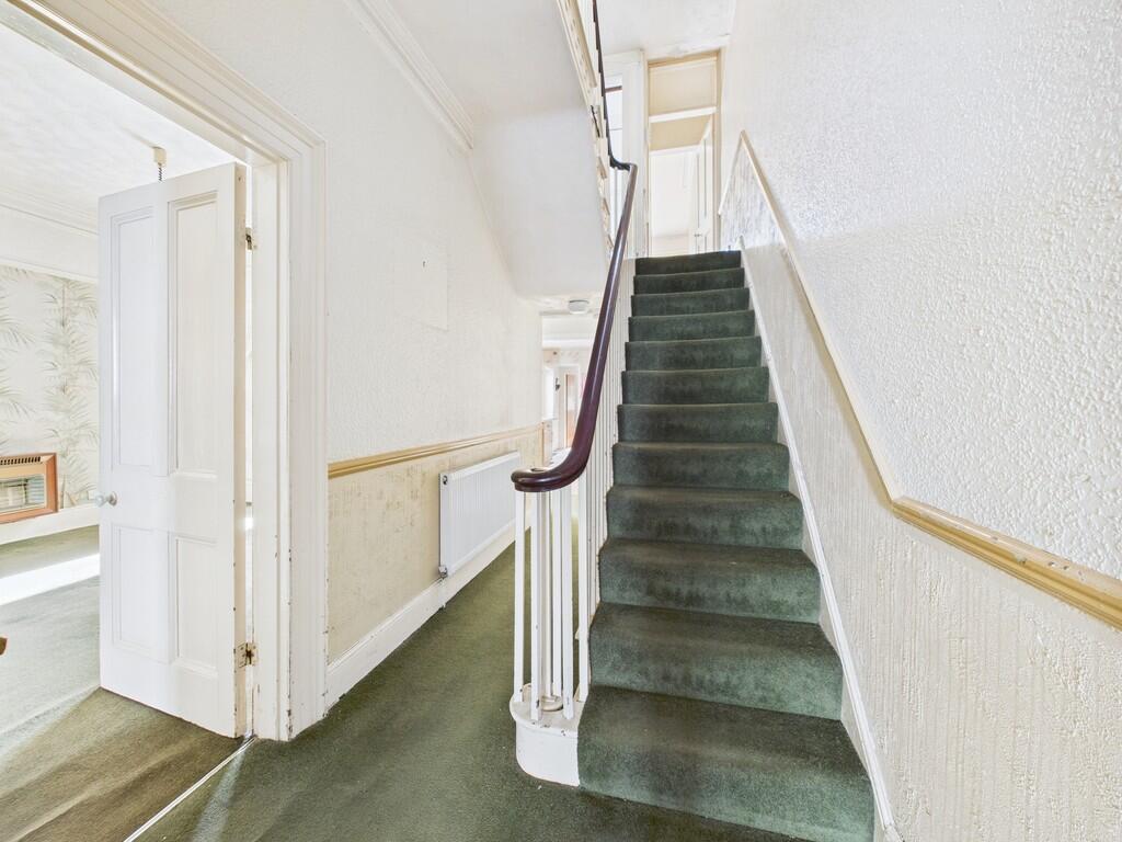 CAM03974G0-PR0215...