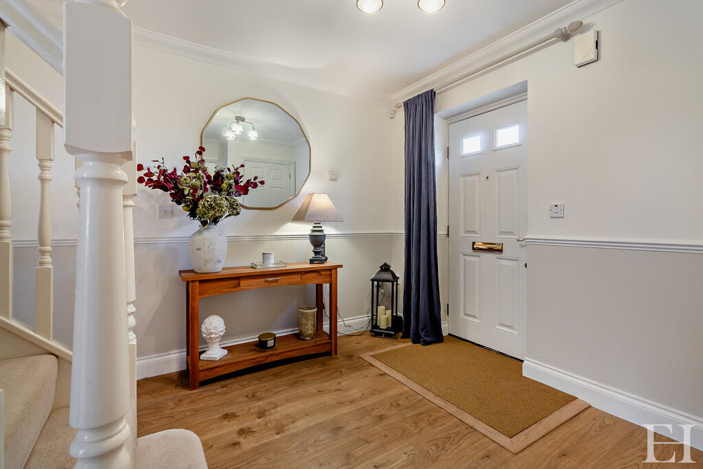 8649888-interiorW...